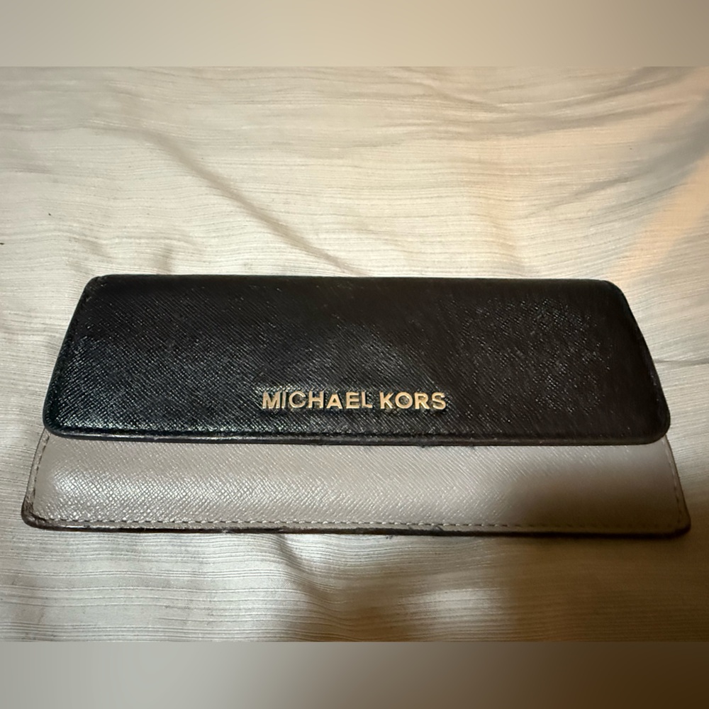 Michael Kors Two-Tone Black and Gray Wallet